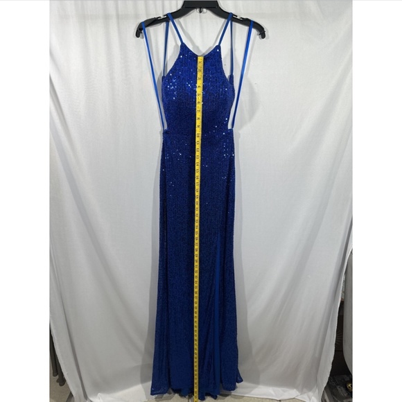 NEW $408 La Femme [ 00 ] Halter Sequin Open‎ Back Trumpet Gown Royal Blue - Picture 4 of 13